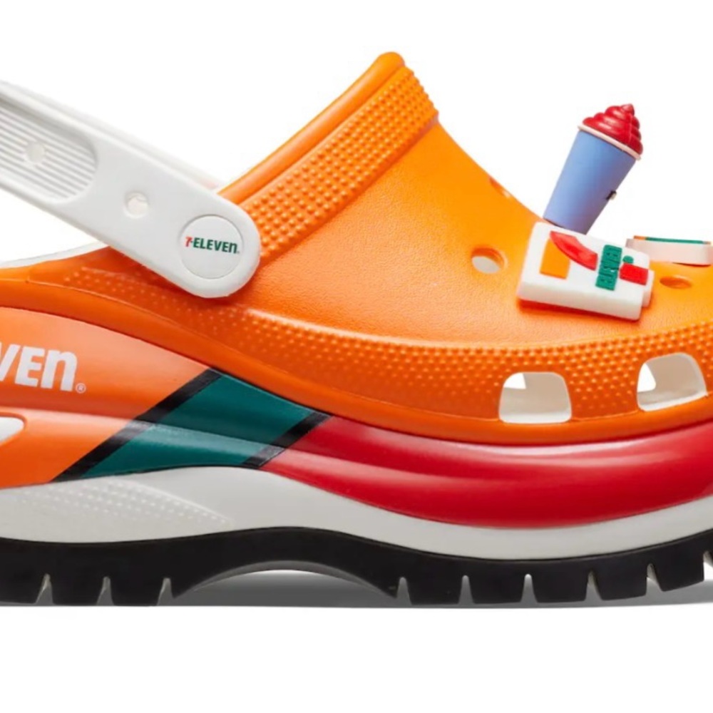 7-ELEVEN 711 X CROCS*Mega Crush Special Collectors Editn. w/Jibbitz*US W7/M5*NWT - Picture 3 of 12